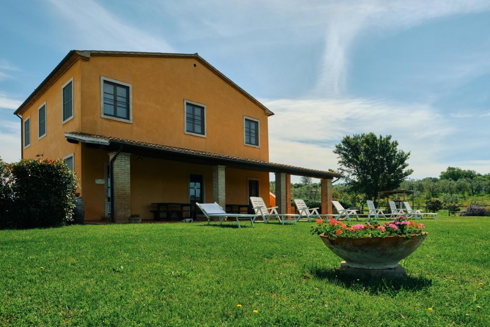 8380 Agriturismo Il Saragiolo Манчиано Экстерьер фото