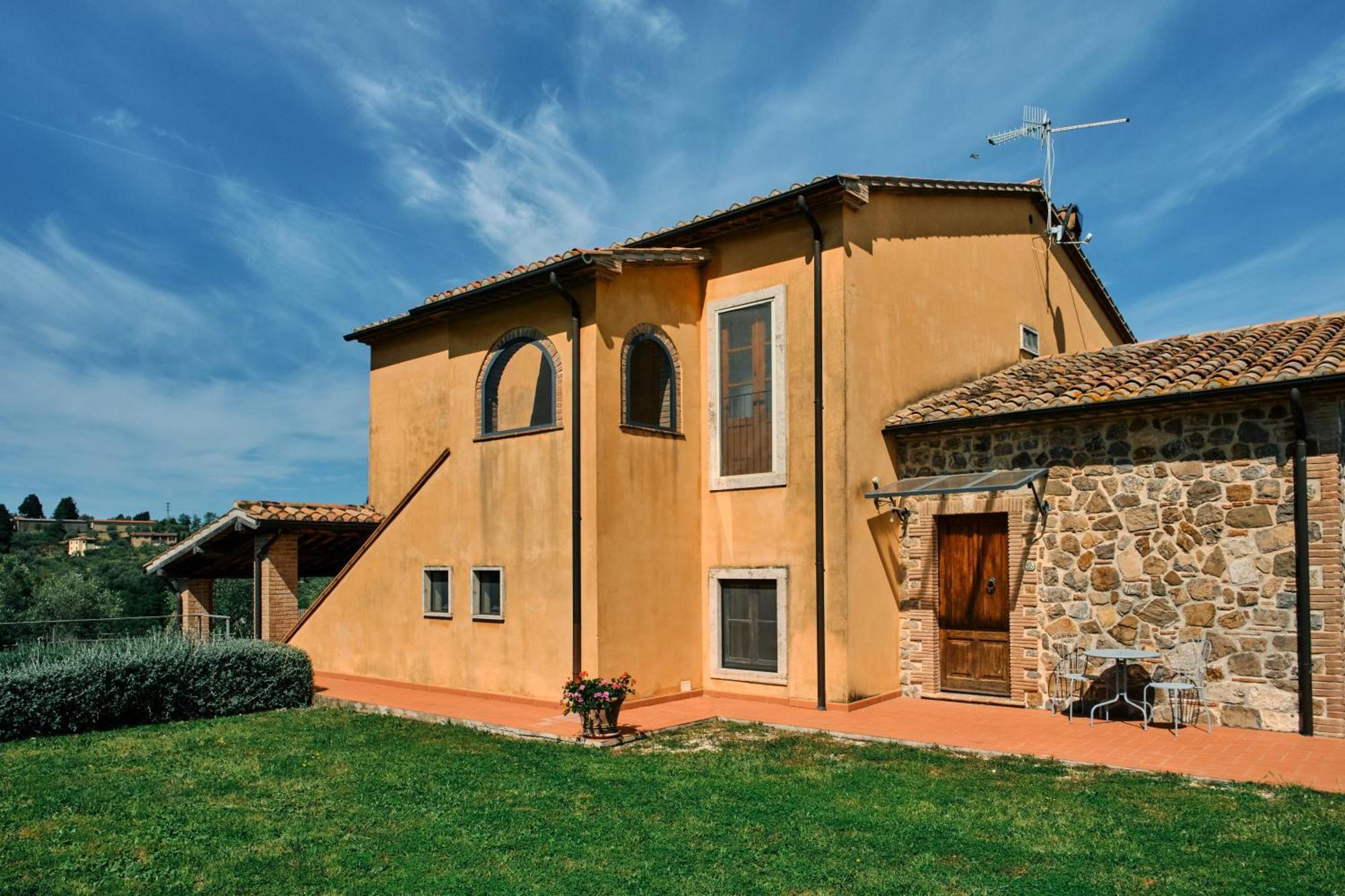 8380 Agriturismo Il Saragiolo Манчиано Экстерьер фото