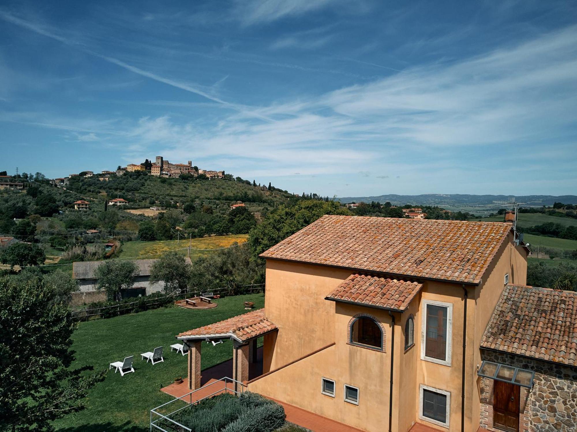 8380 Agriturismo Il Saragiolo Манчиано Экстерьер фото